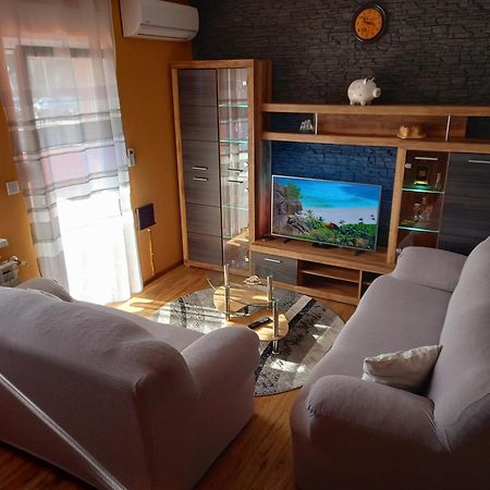 Apartman Barbara Apartment Pula Exterior photo